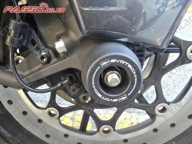 Suzuki Gsx R 1300 Hayabusa - фото 6