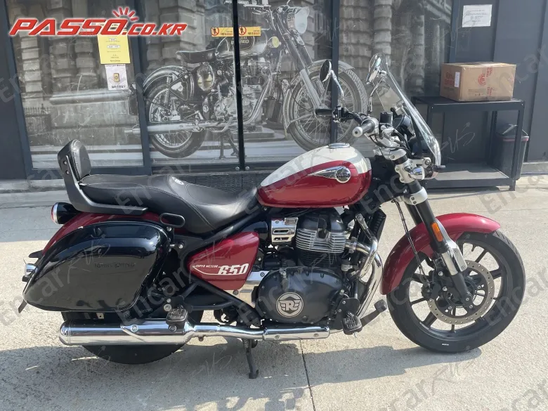 ROYAL ENFIELD SUPER METEOR 650 - фото 0