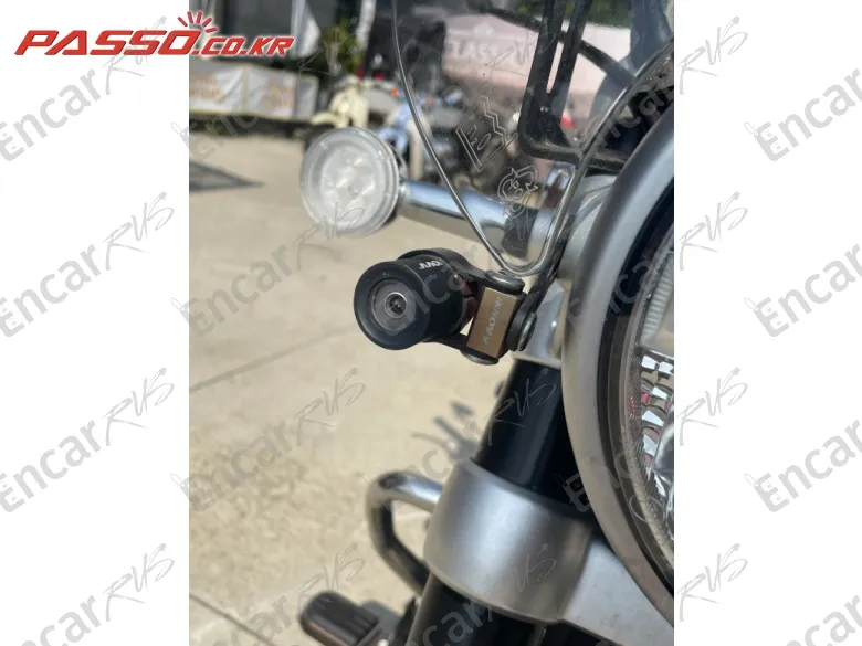 ROYAL ENFIELD SUPER METEOR 650 - фото 6