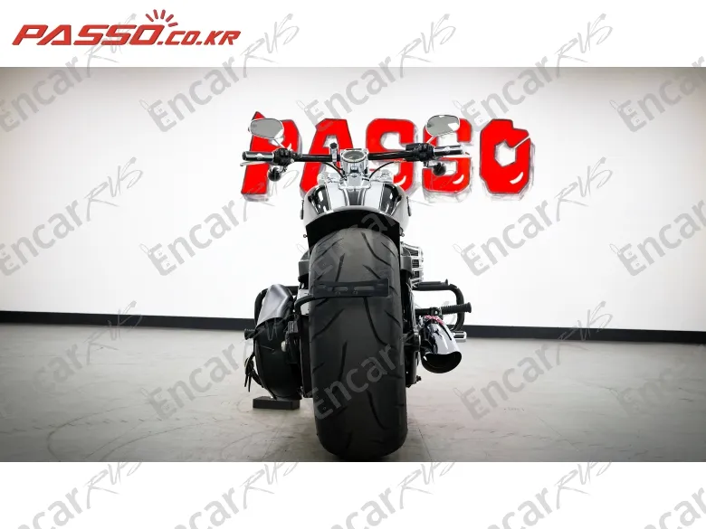 Harley-Davidson Breakout - фото 2