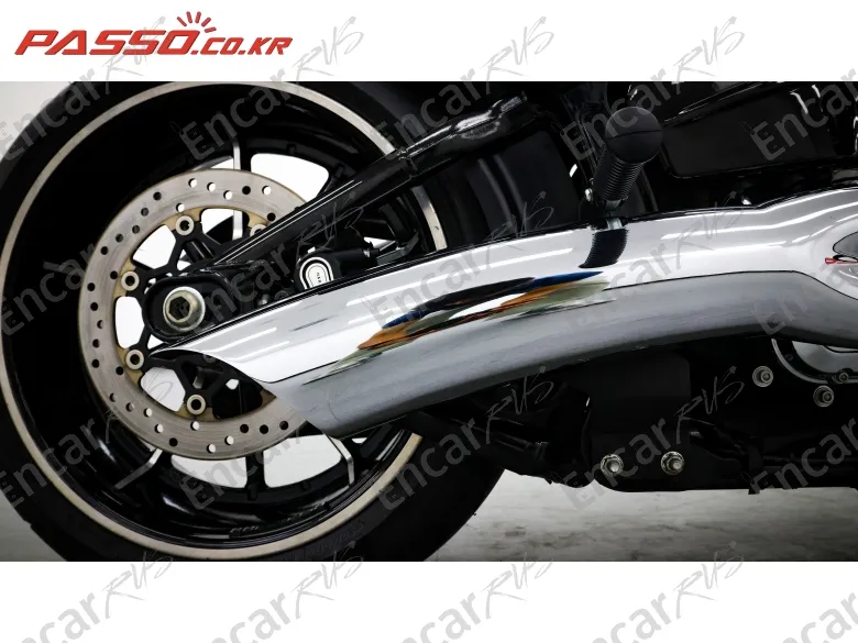 Harley-Davidson Breakout - фото 6