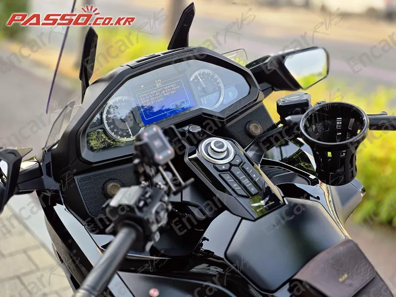 HONDA GOLDWING TOUR DCT AIRBAG - фото 1