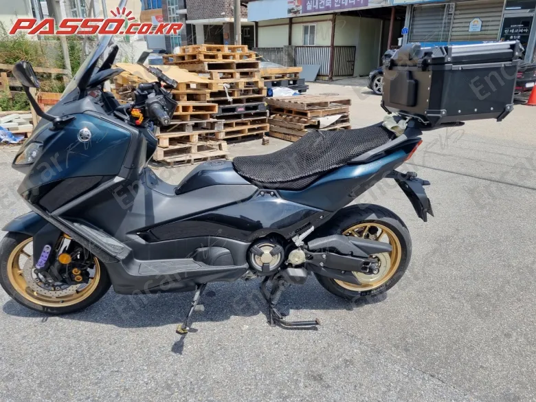 Yamaha T Max 560 - фото 2