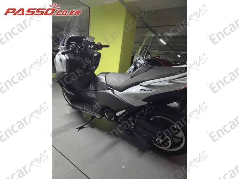 Yamaha T Max 560 - фото 2
