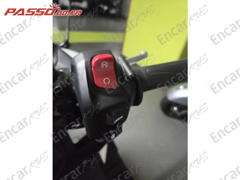 Yamaha T Max 560 - фото 4