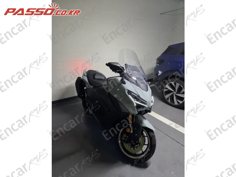 Yamaha T Max 560 - фото 5