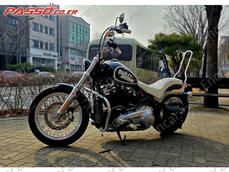 Harley-Davidson Softail Standard - фото 1