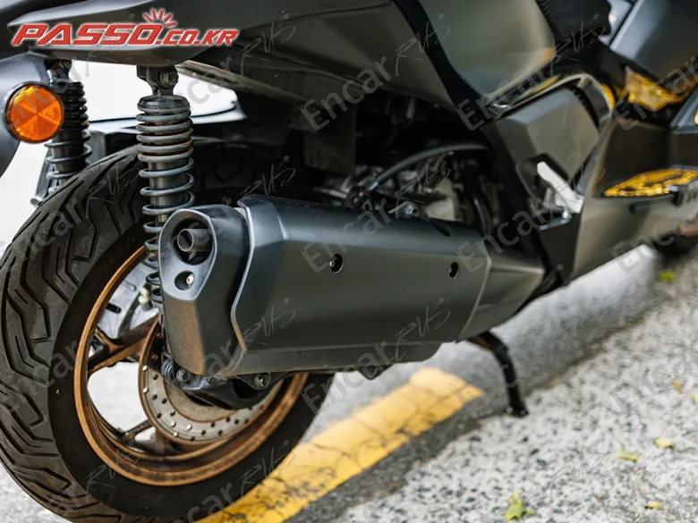 Yamaha X Max 300 Abs - фото 6