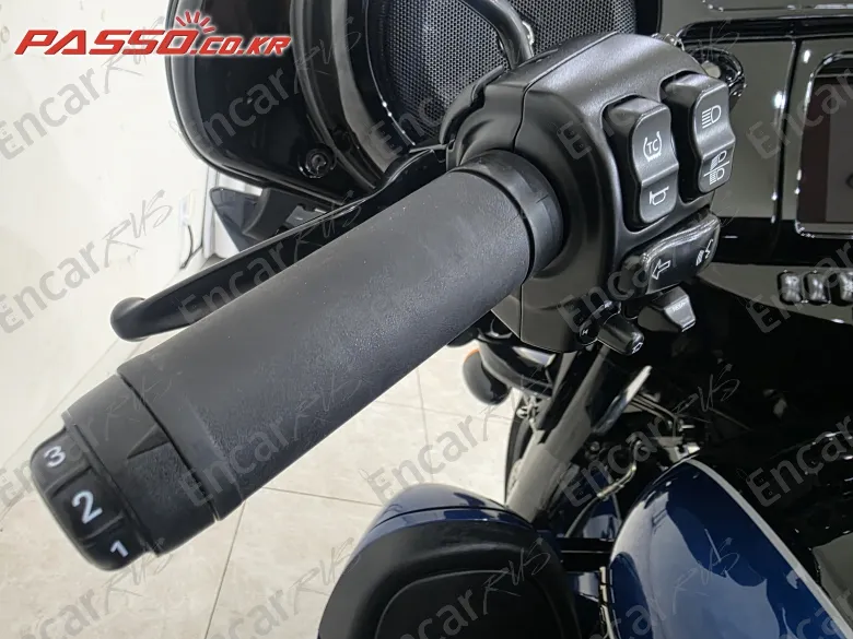 Harley-Davidson Ultra Limited - фото 3