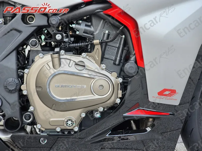 QJMOTOR SRK 421 RR - фото 4