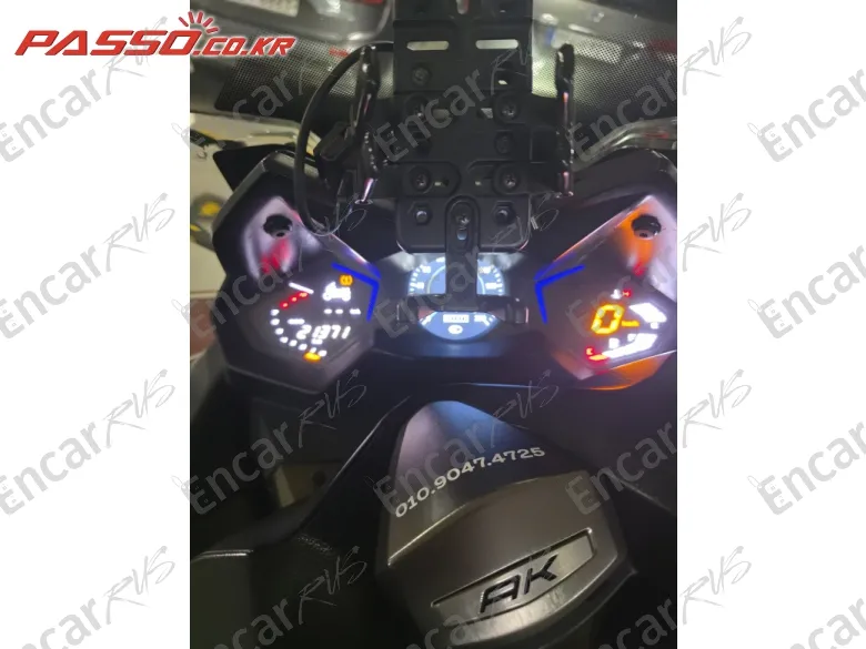 KYMCO AK 550 i - фото 3