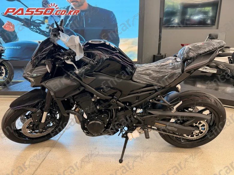 Kawasaki Z 900 Abs - фото 1