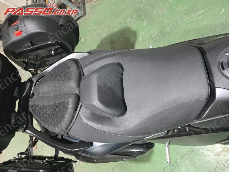 Yamaha T Max 560 - фото 6