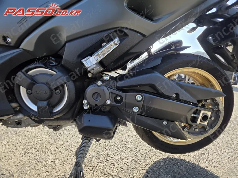 Yamaha T Max 560 - фото 4