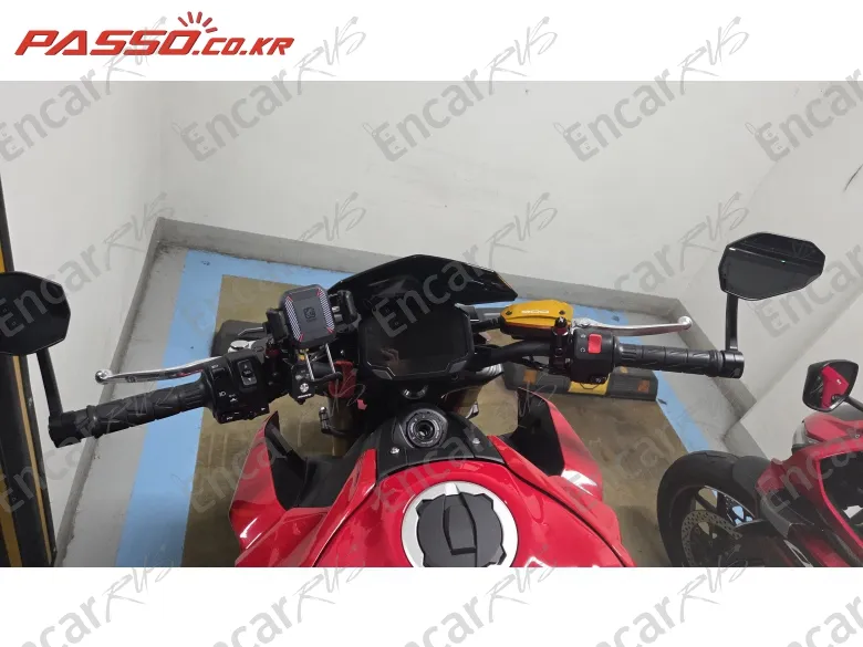 Kawasaki Z 900 Abs - фото 3