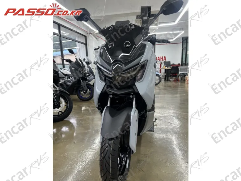 YAMAHA N MAX 125 - фото 4