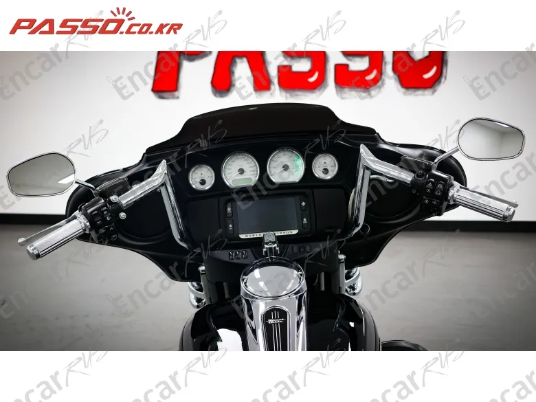 HARLEY-DAVIDSON FLHX - фото 3