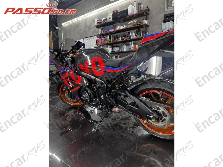 SUZUKI GSX R 1000 R ABS - фото 1