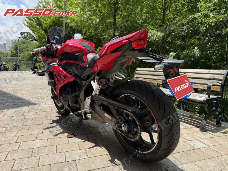 HONDA CBR 650 R ABS - фото 2