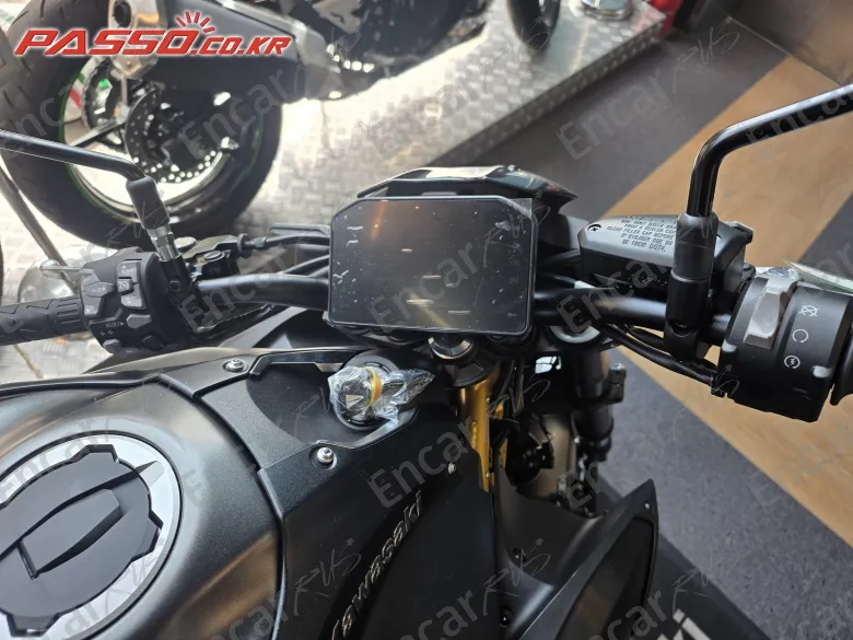 Kawasaki Z 900 Abs - фото 6
