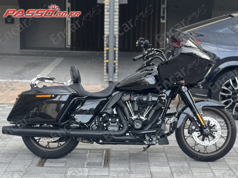 HARLEY-DAVIDSON ROAD GLIDE ST - фото 0
