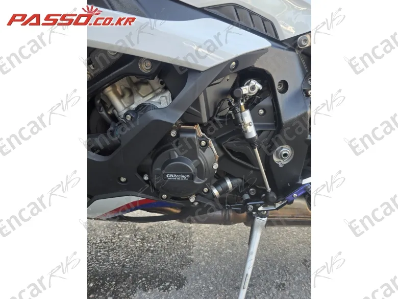 BMW S 1000 RR - фото 4