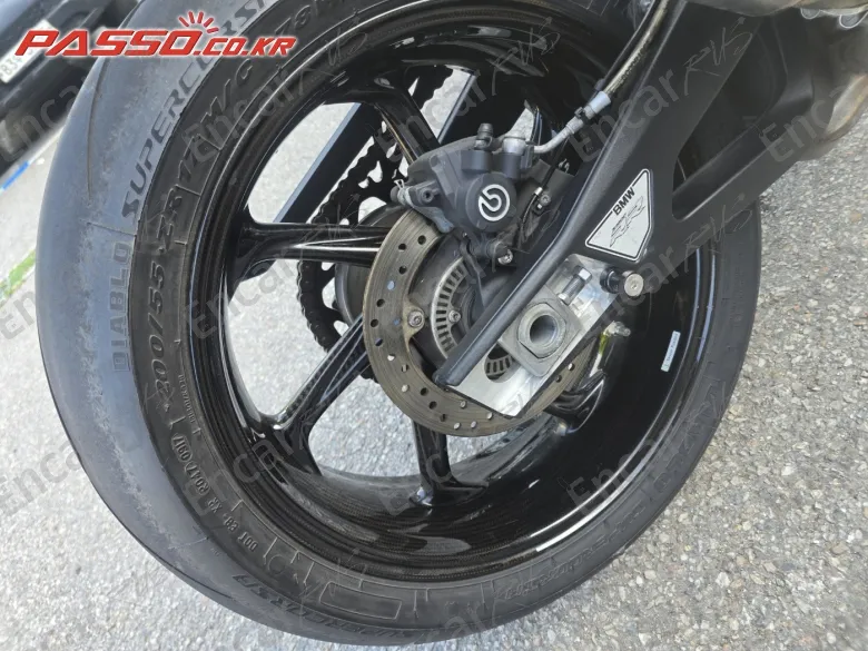 BMW S 1000 RR - фото 5