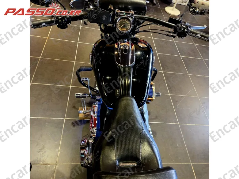 HARLEY-DAVIDSON BREAKOUT - фото 3