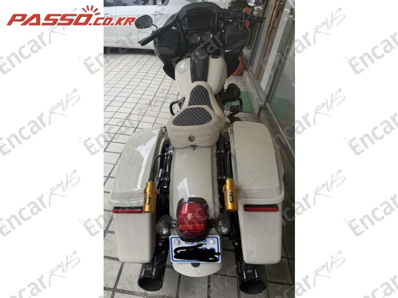 HARLEY-DAVIDSON ROAD GLIDE ST - фото 2