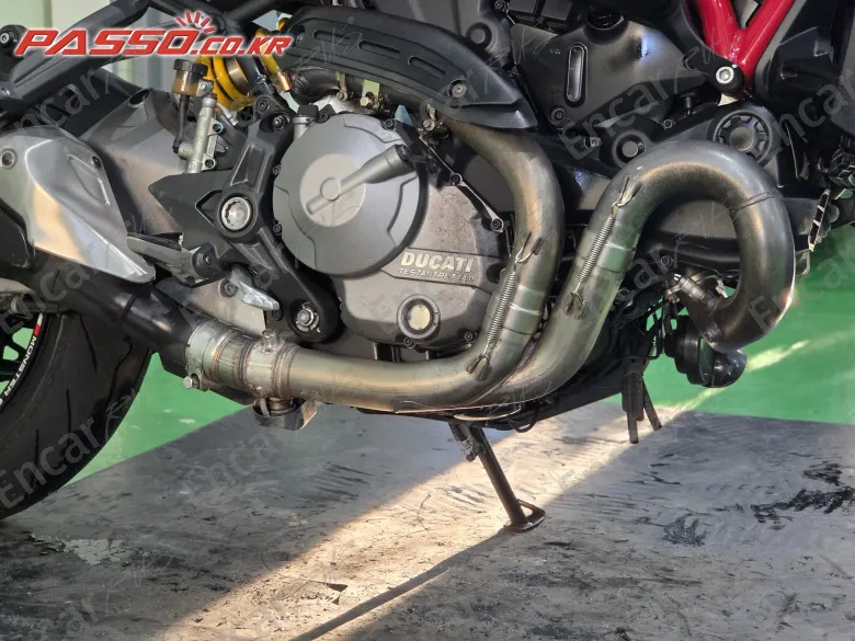 Ducati Monster 821 - фото 4