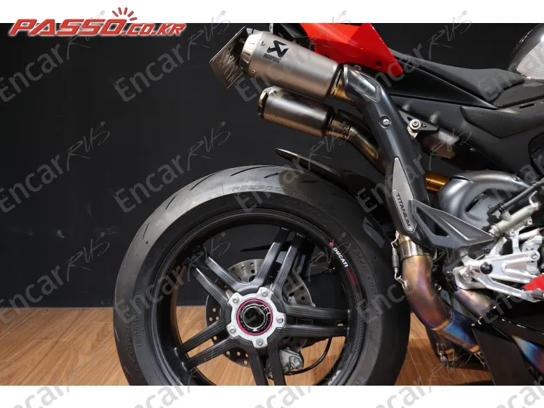 DUCATI PANIGALE V4 SP - фото 6