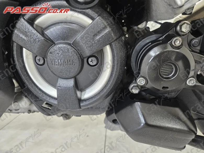 YAMAHA T MAX 560 - фото 4
