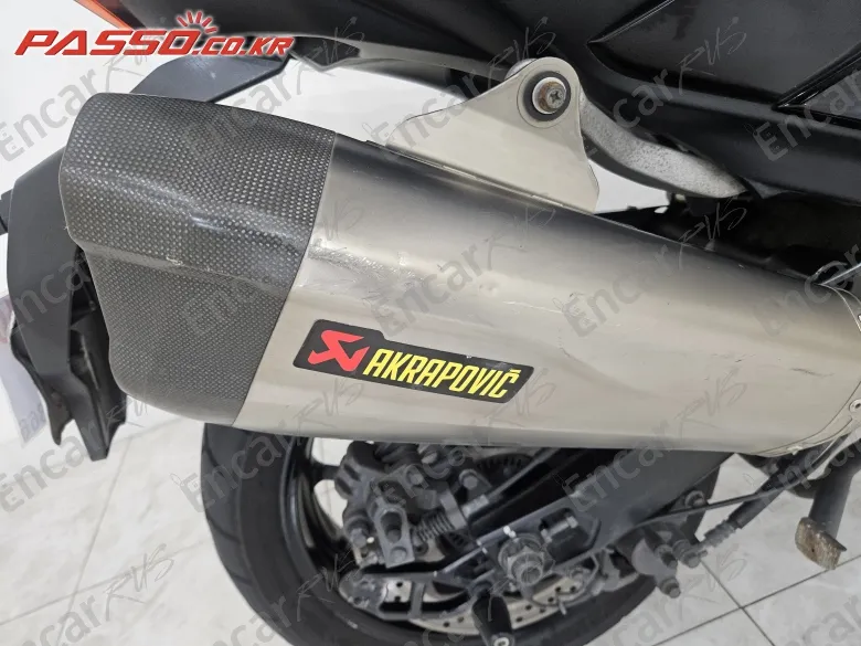 YAMAHA T MAX 560 - фото 6