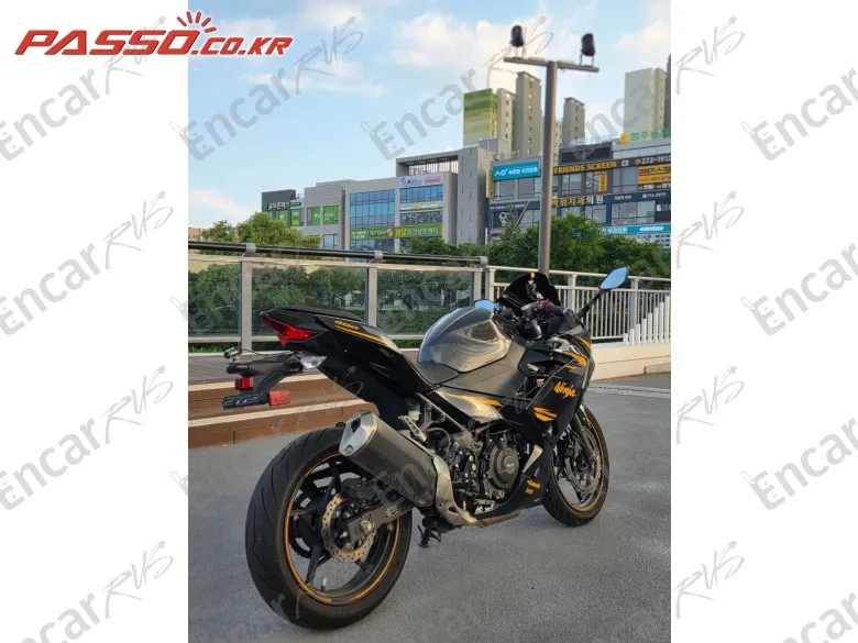 KAWASAKI NINJA 400 ABS - фото 5