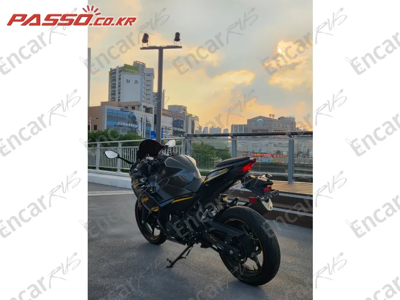 KAWASAKI NINJA 400 ABS - фото 6
