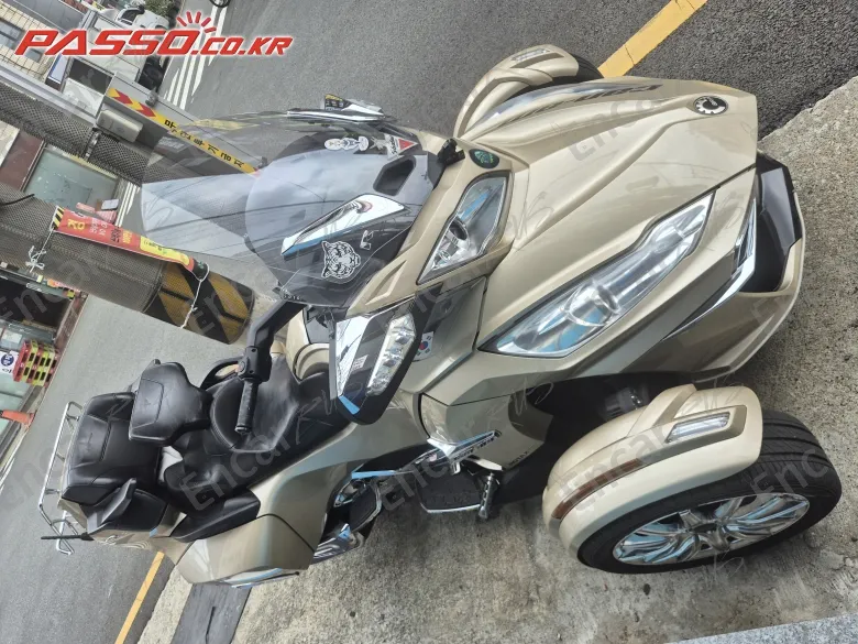 BRP CAN-AM SPYDER RT LIMITED - фото 0