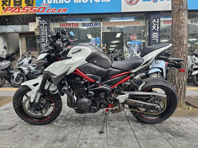 KAWASAKI Z 900 ABS - фото 1