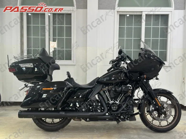 HARLEY-DAVIDSON ROAD GLIDE ST - фото 0