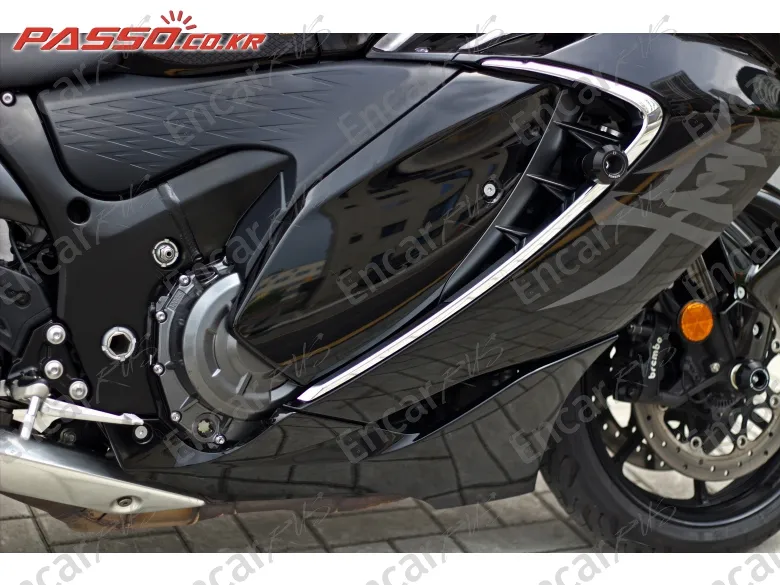 SUZUKI GSX R 1300 HAYABUSA - фото 5
