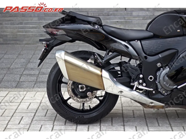 SUZUKI GSX R 1300 HAYABUSA - фото 6