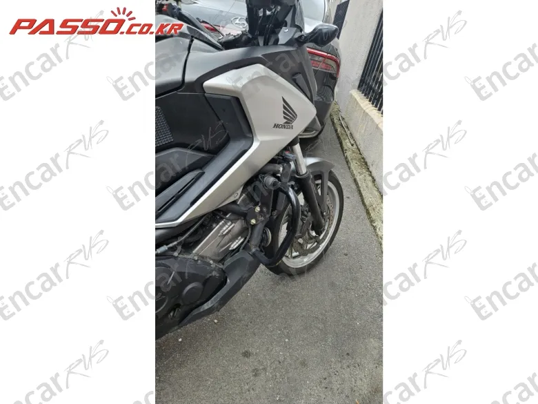 HONDA NC 750 X - фото 4