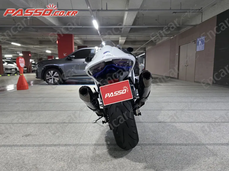 Suzuki Gsx R 1300 Hayabusa - фото 2