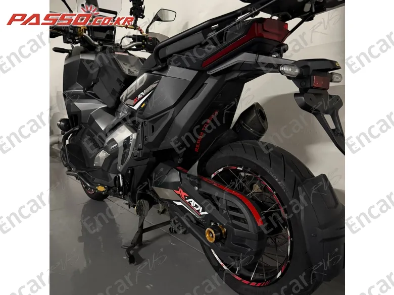 HONDA X ADV - фото 2