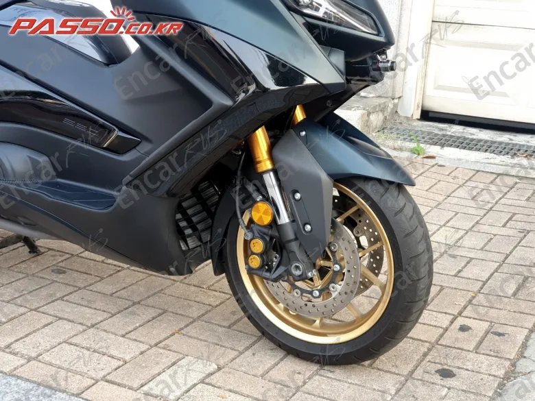 Yamaha T Max 560 - фото 5