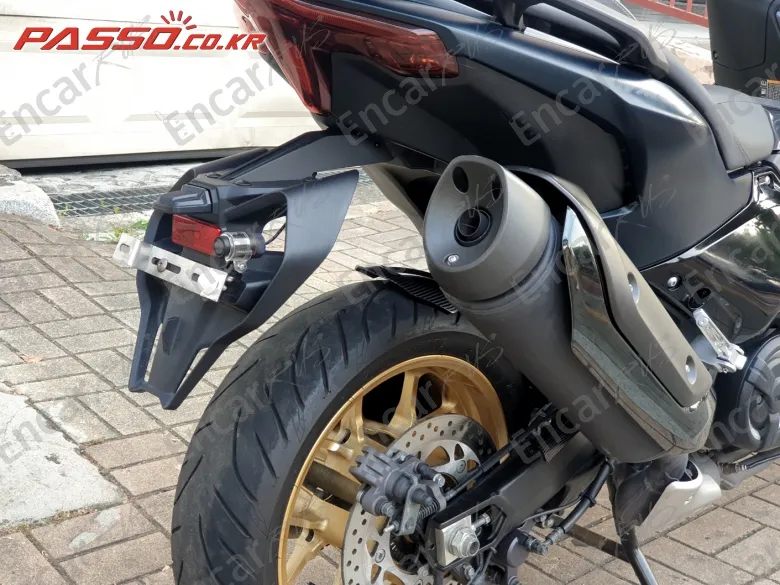 Yamaha T Max 560 - фото 6