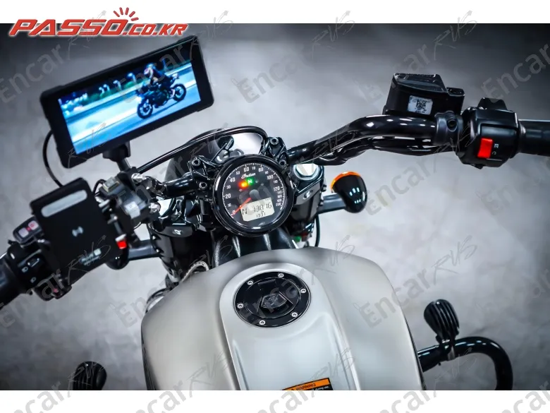 INDIAN SCOUT BOBBER TWENTY - фото 3