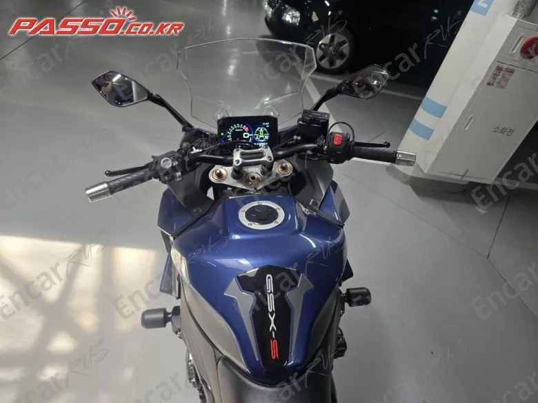 SUZUKI GSX S 1000 GT - фото 3
