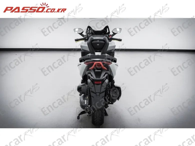 Honda Forza 350 - фото 2