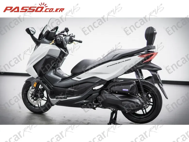 Honda Forza 350 - фото 3