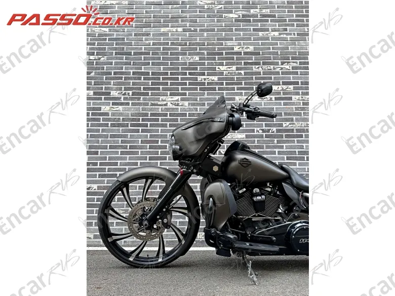 Harley-Davidson Flhxs Street Glide Special - фото 5